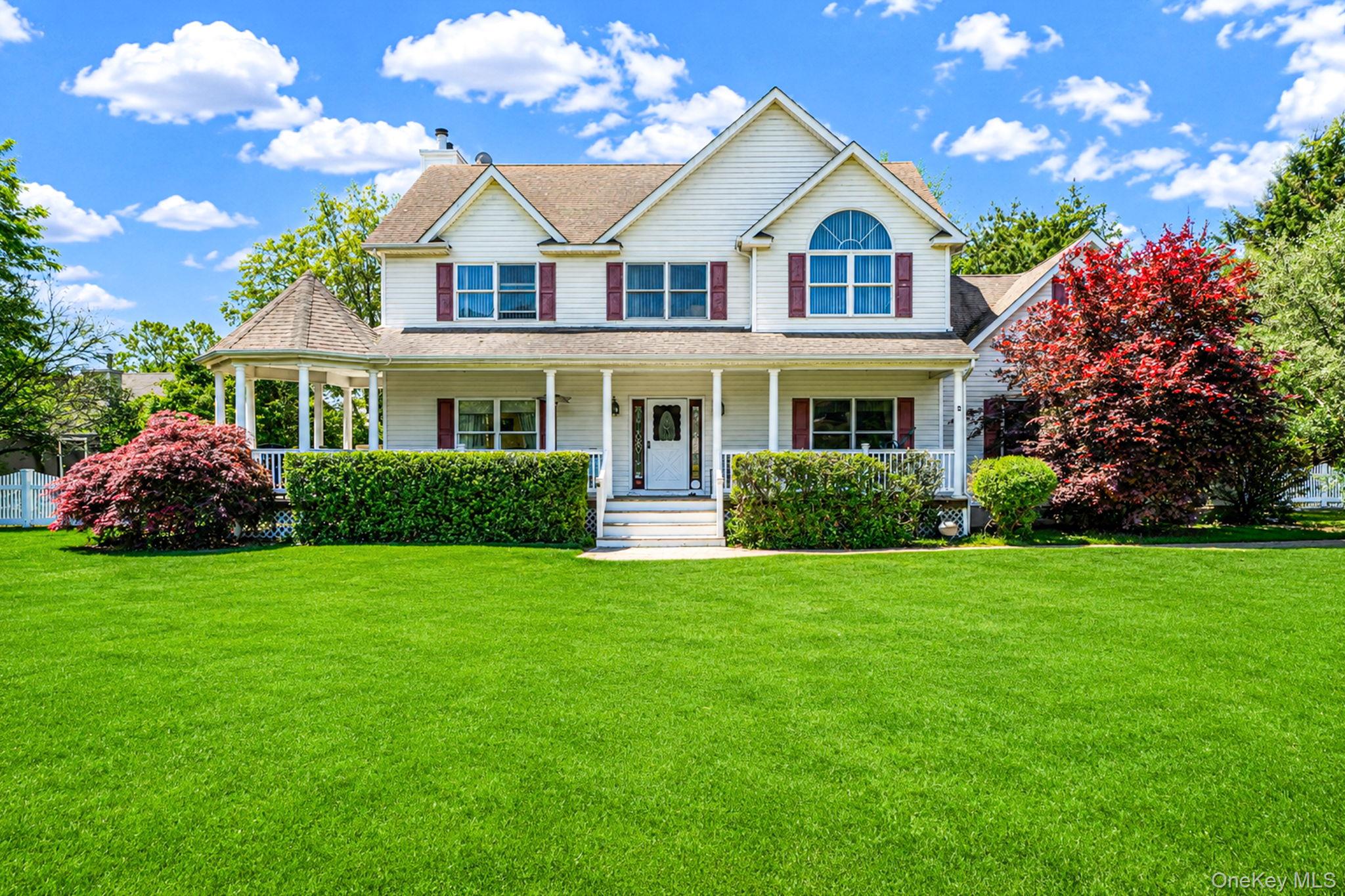 4 Pheasant Court, Riverhead NY 11901