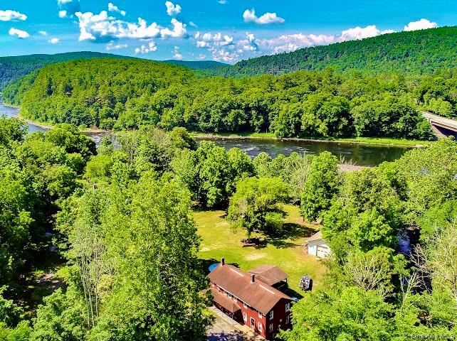 4 Tow Path Road, Barryville NY 12719