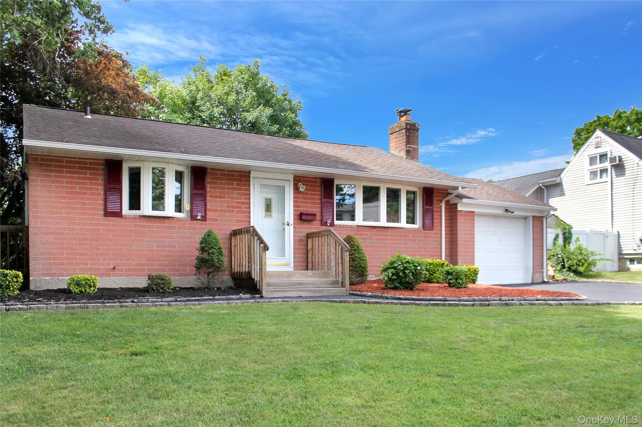 6 Lancaster Place, South Huntington NY 11746