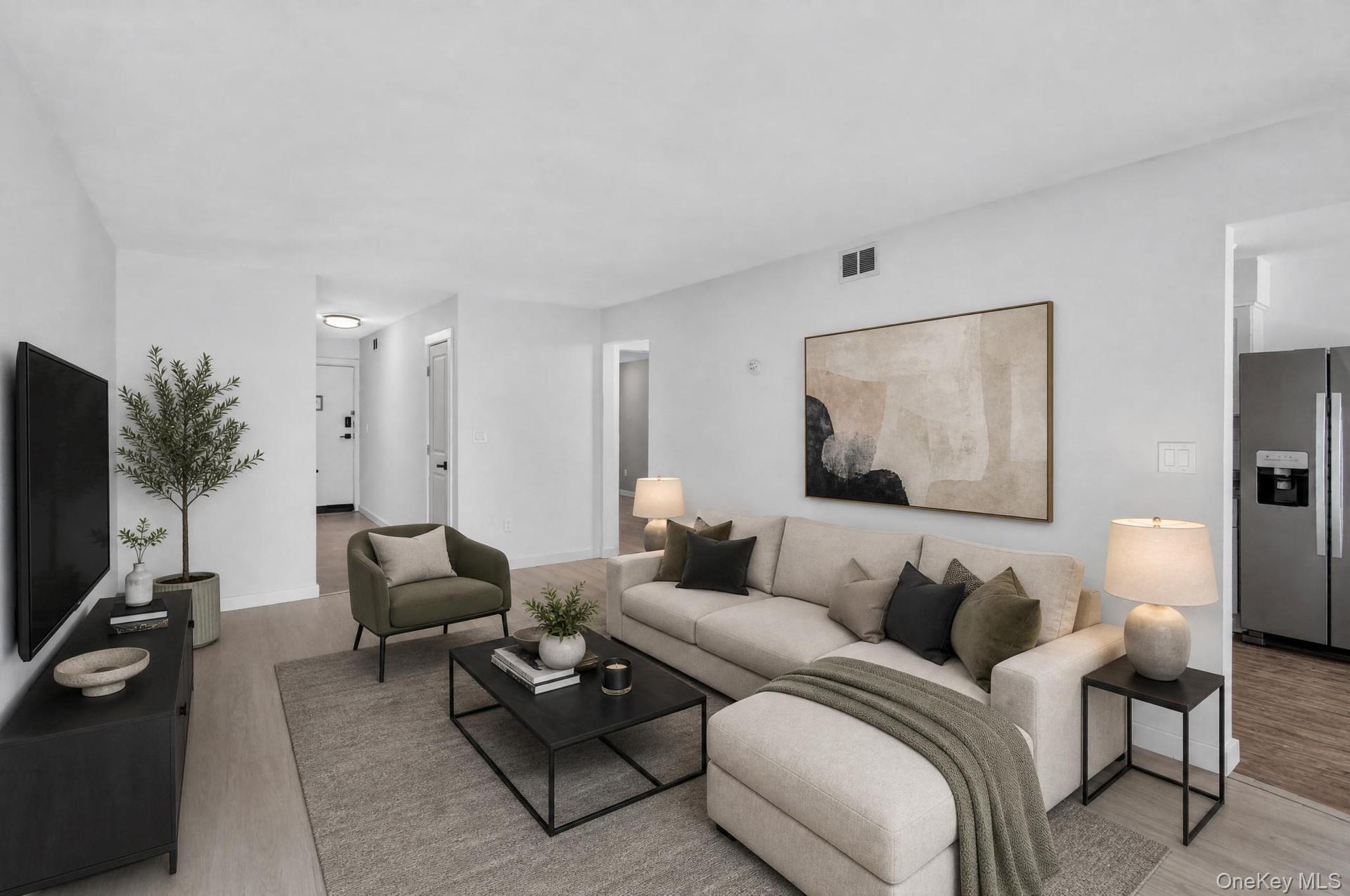 26 Cooper Road Unit 414, Poughkeepsie NY 12603