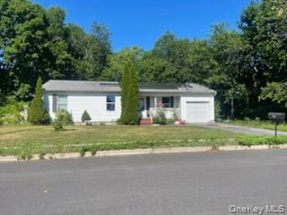 316 Leaf Avenue, Central Islip NY 11722
