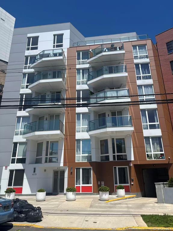 4223 Parsons Boulevard Unit 5D, Flushing NY 11355
