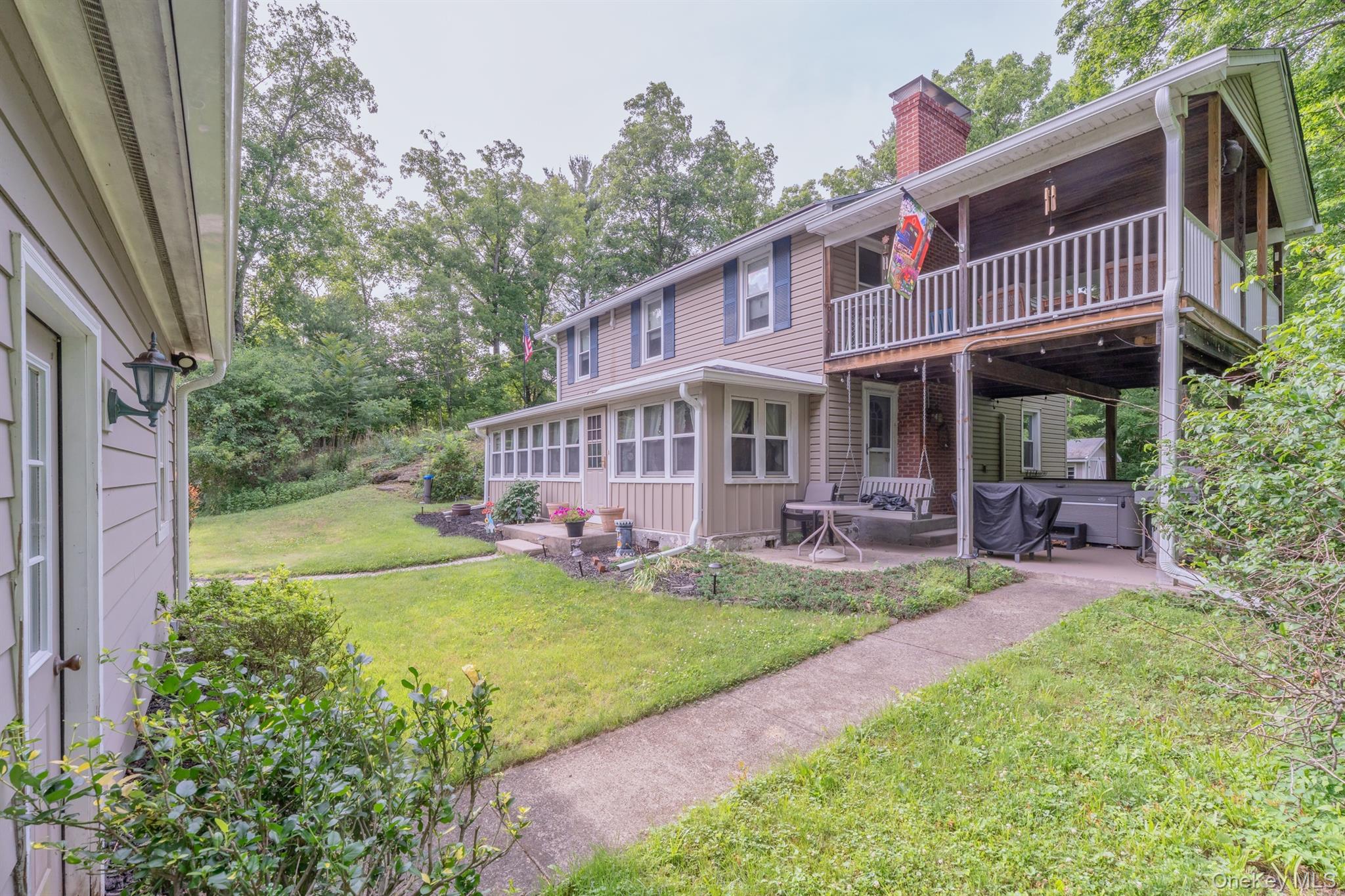 542 Blue Mountain Road, Saugerties NY 12477
