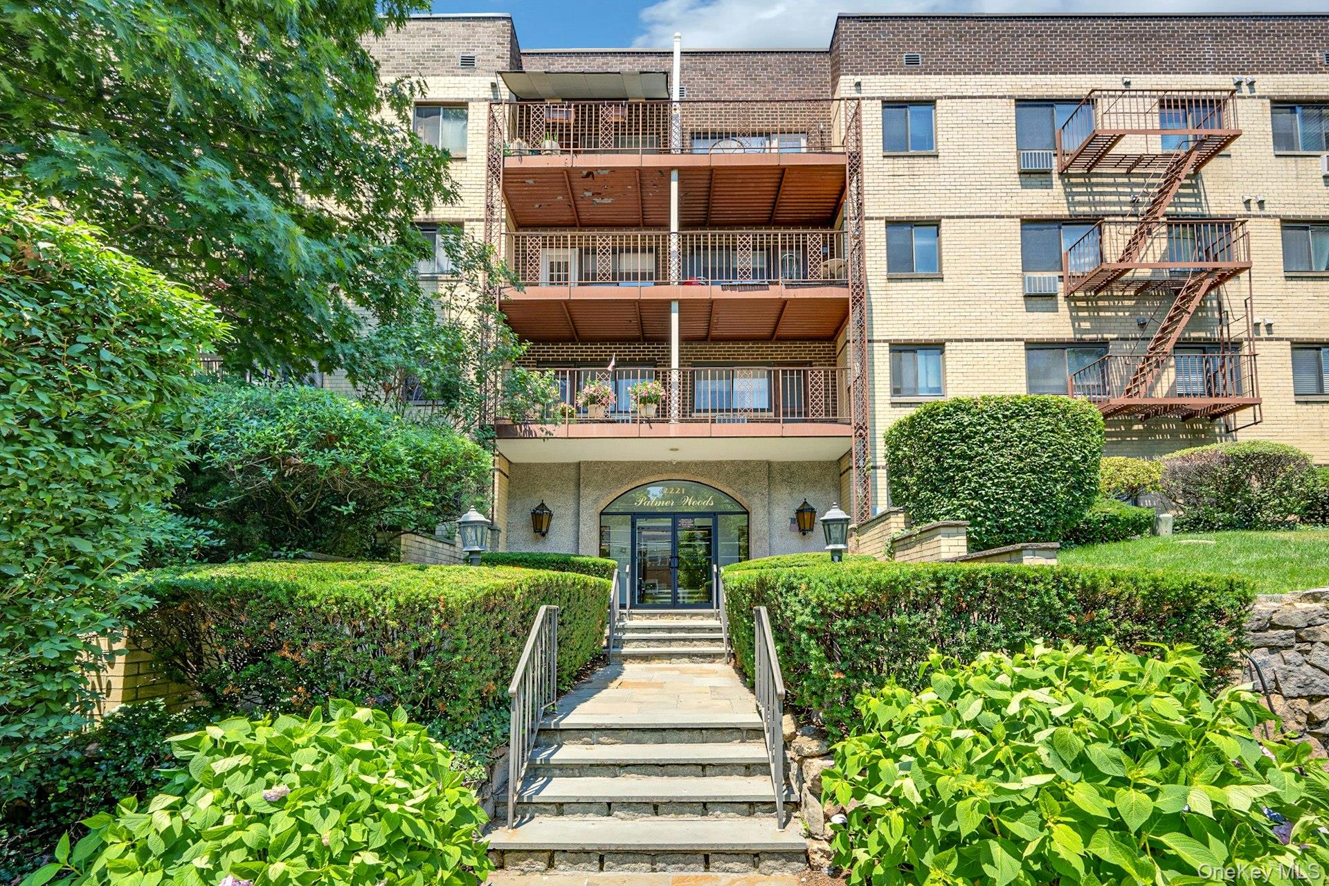 2221 Palmer Avenue Unit 3G, New Rochelle NY 10801
