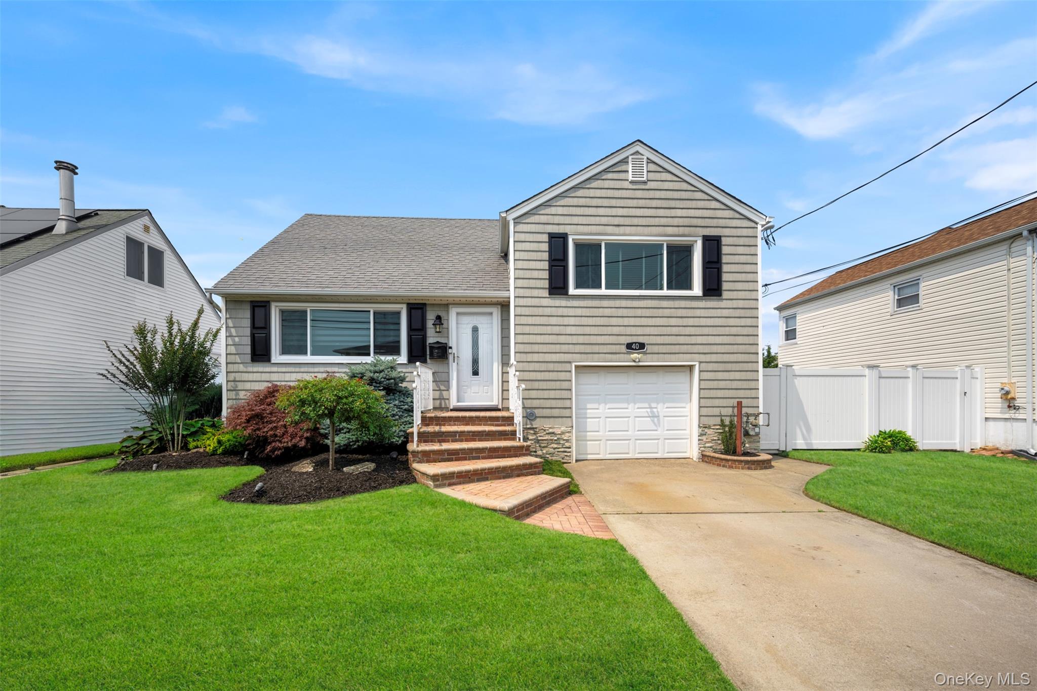 40 Martha Street, Freeport NY 11520