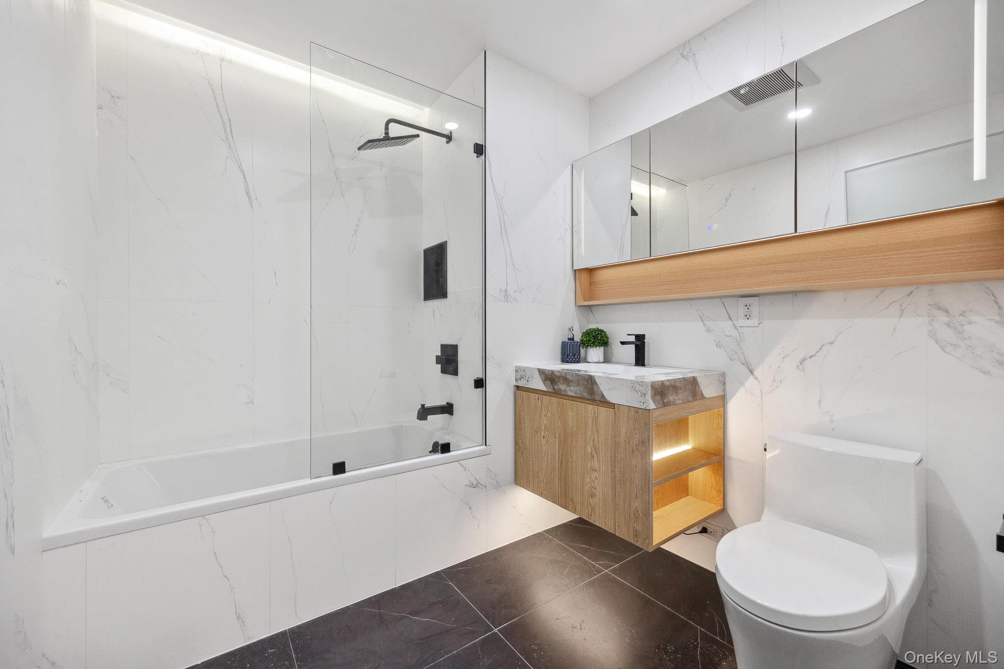 168 E 111th Street Unit 2A, Manhattan NY 10029