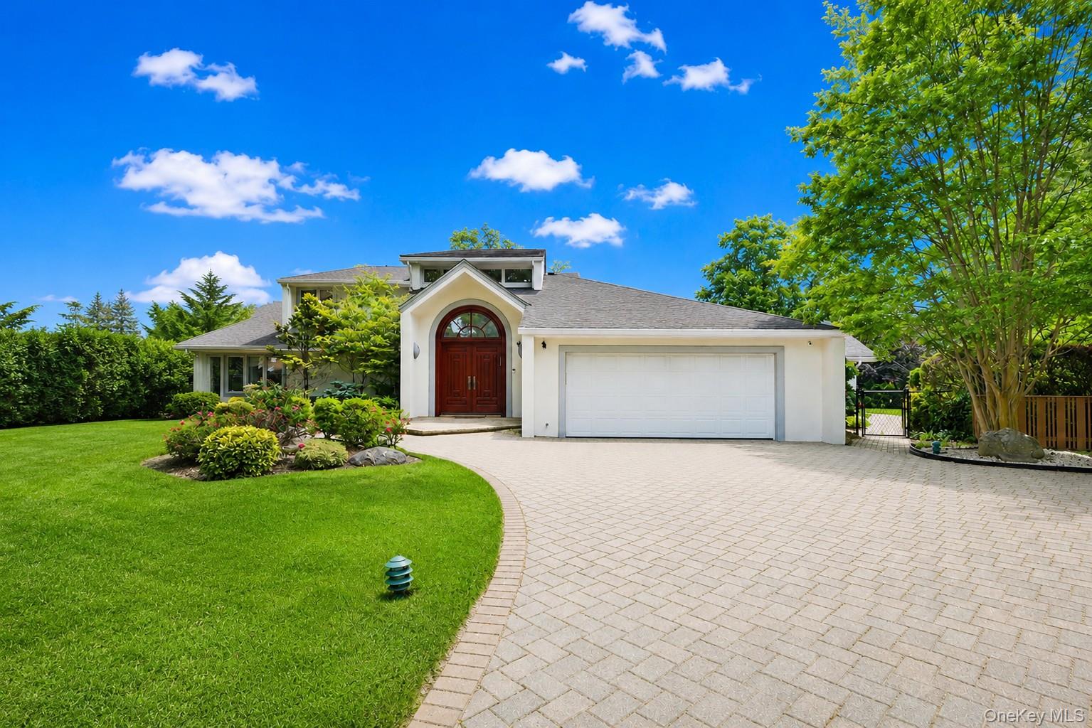 345 Heather Lane, Hewlett Harbor NY 11557