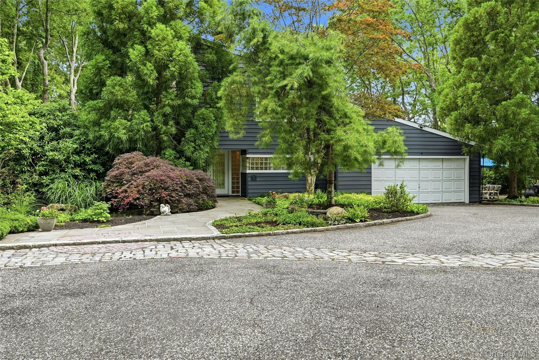18 Nicole Court, Manorville NY 11949
