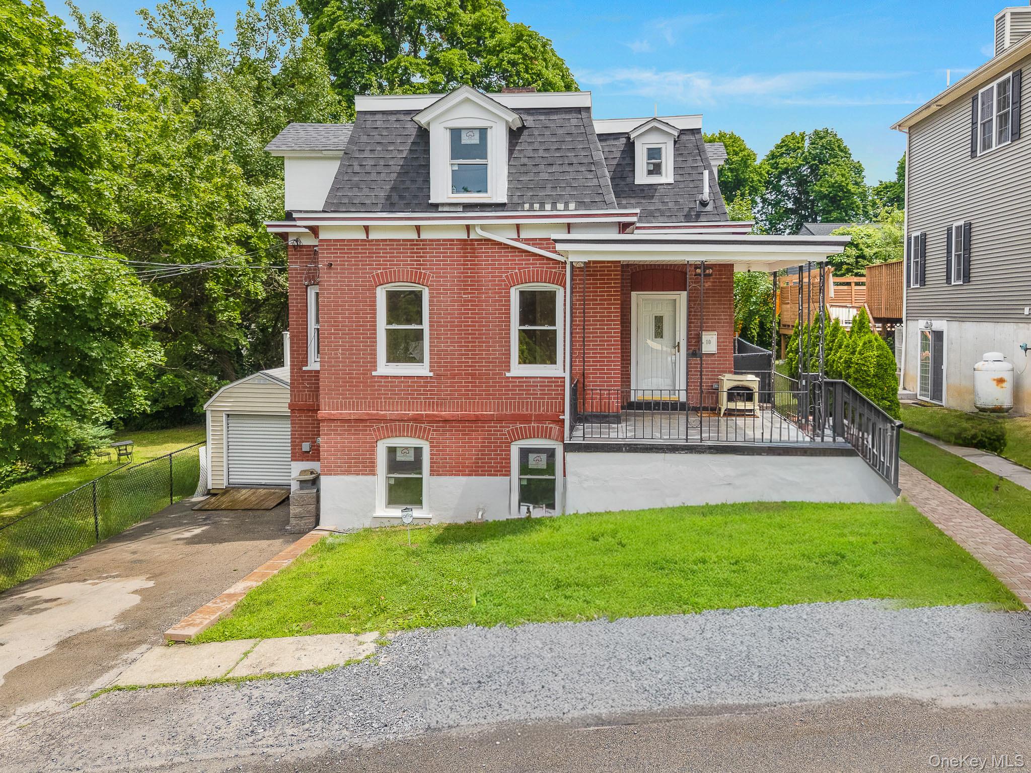 10 Robinson Street, Beacon NY 12508