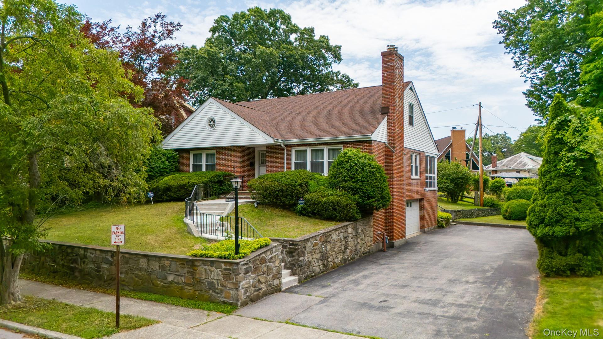 10 Degarmo Place, Poughkeepsie NY 12601