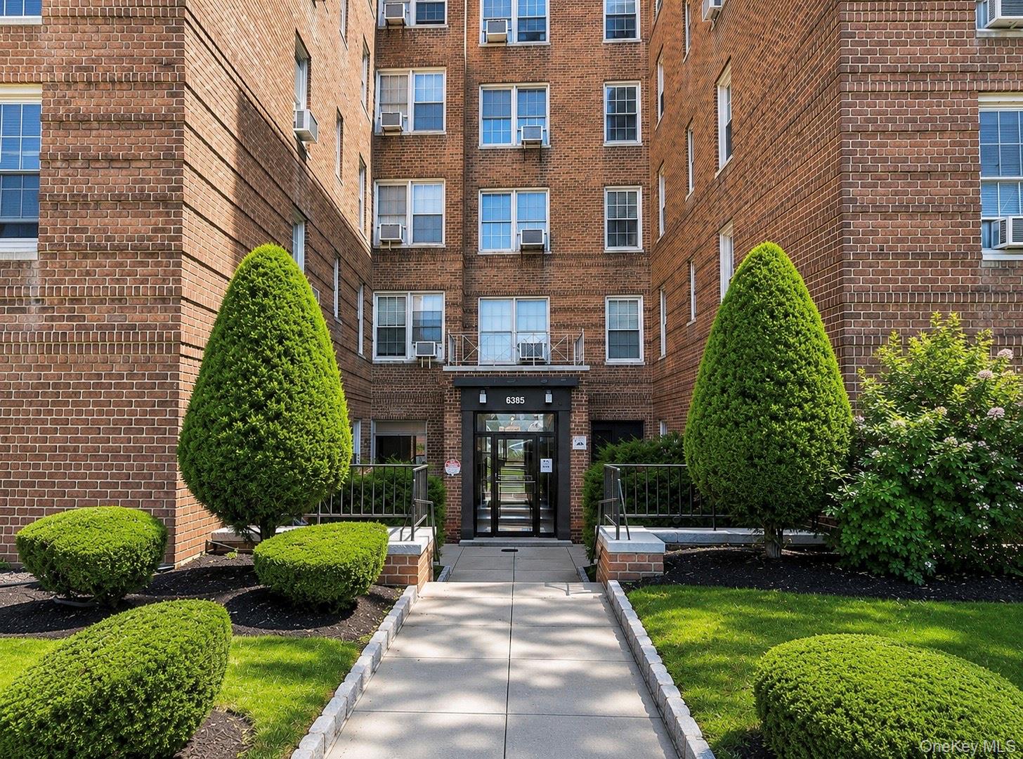6385 Woodhaven Boulevard Unit 5A2, Rego Park NY 11374