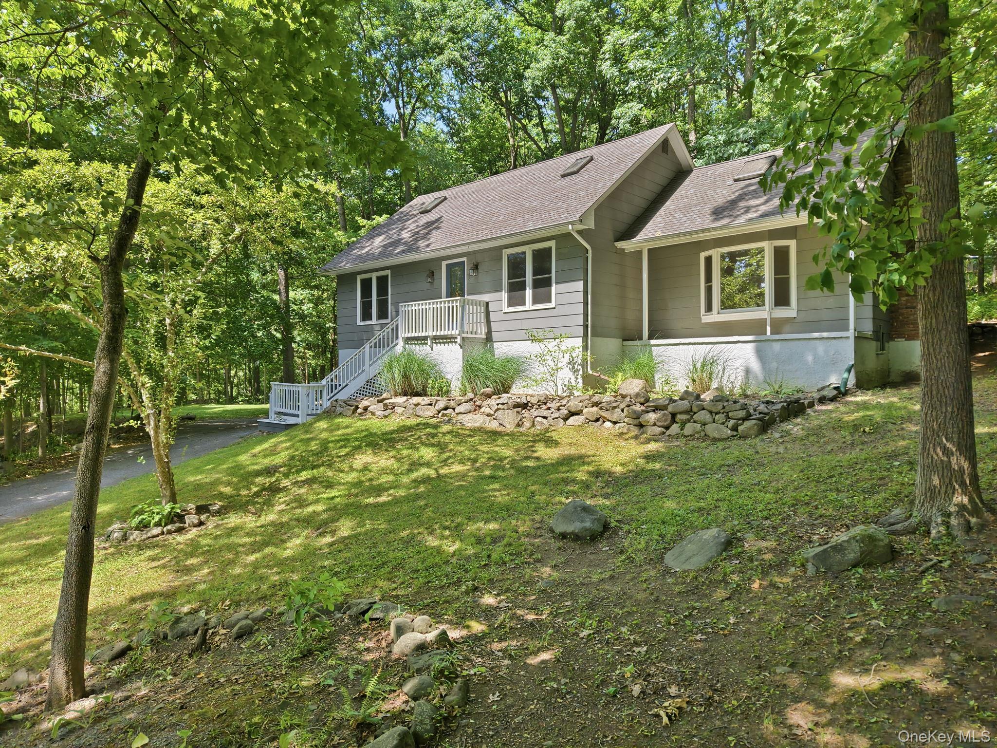 3 Dogwood Hollow, New Paltz NY 12561