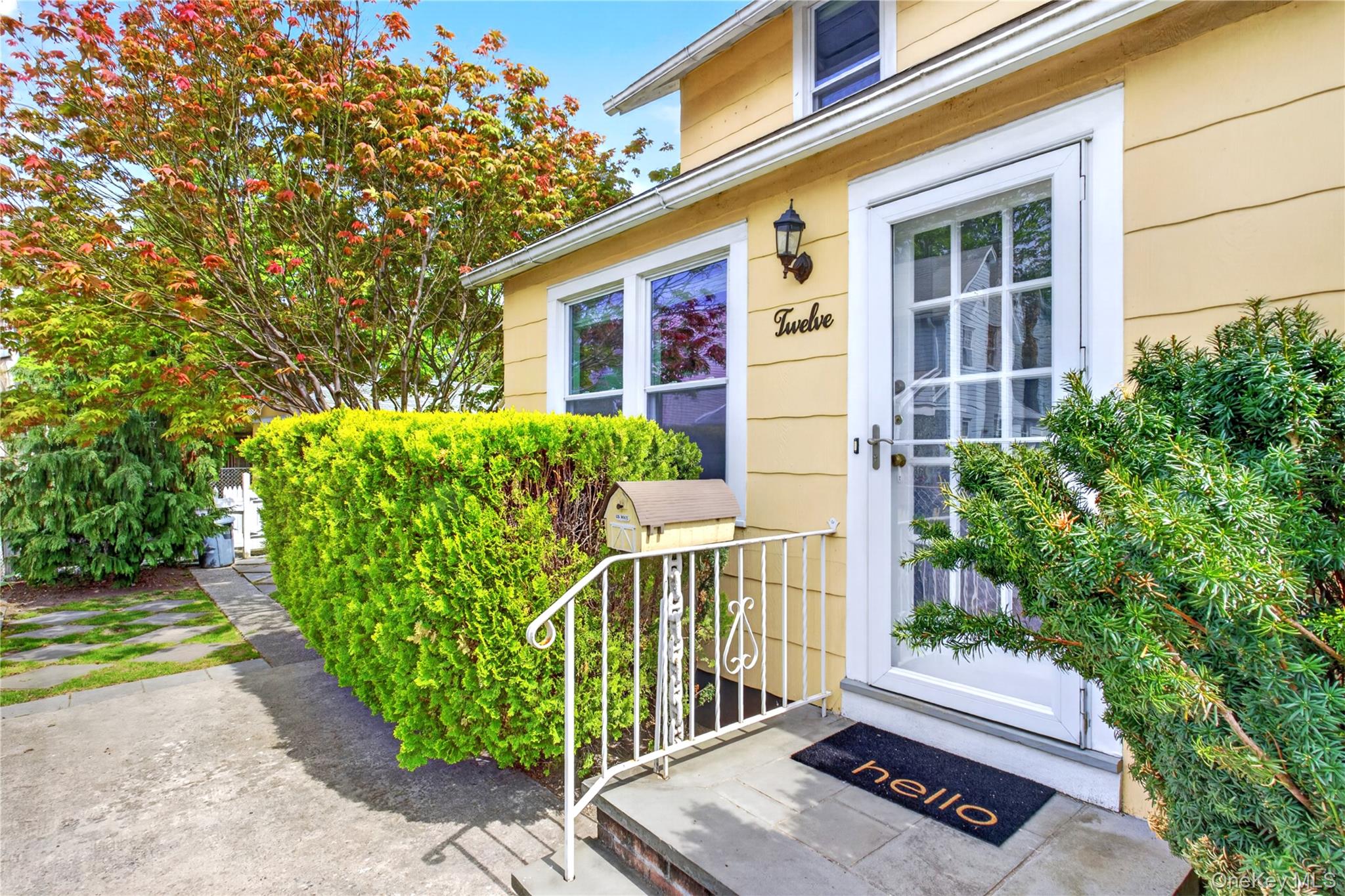 12 Smull Place, Port Washington NY 11050