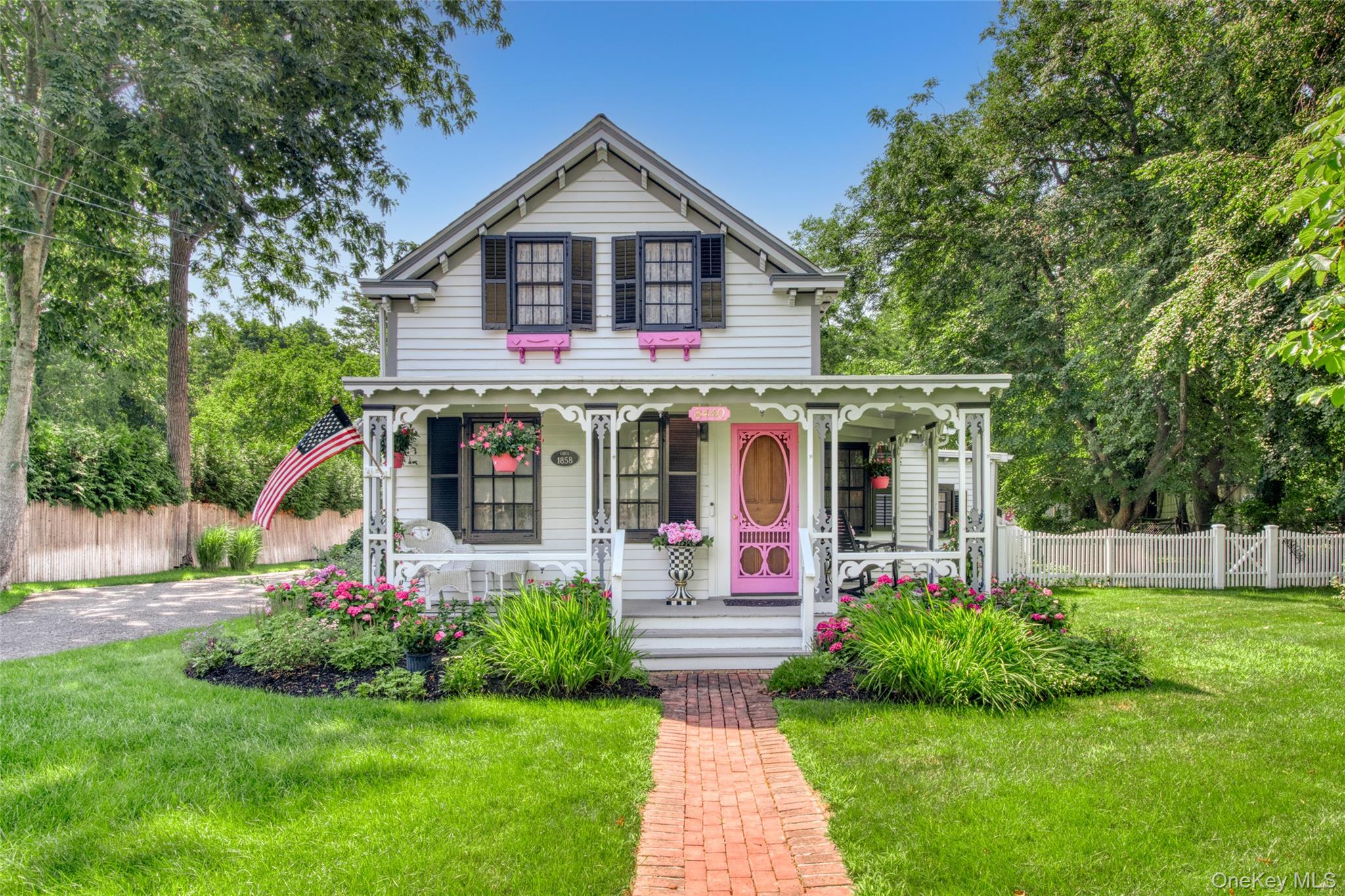 8440 Main Road, East Marion NY 11939
