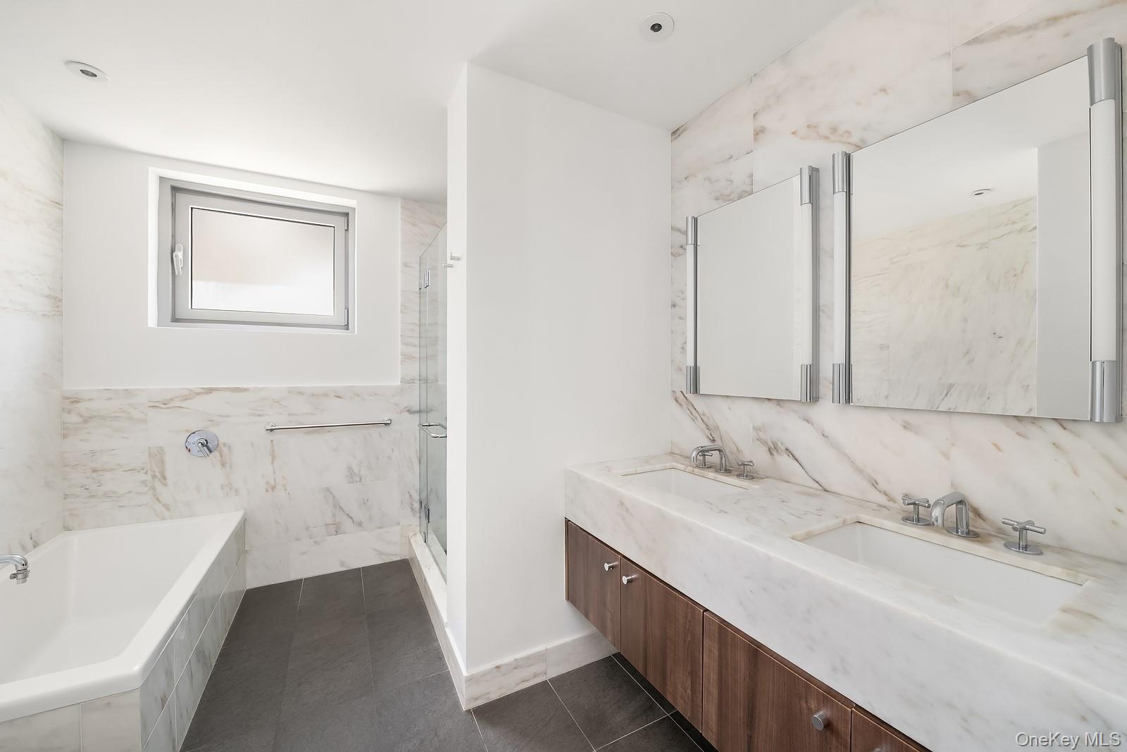 200 E 62nd Street Unit 5D, Manhattan NY 10065