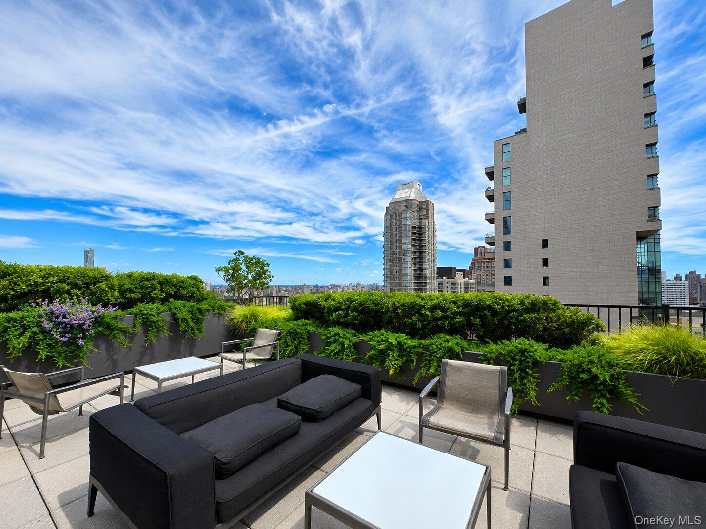 200 E 62nd Street Unit 5D, Manhattan NY 10065