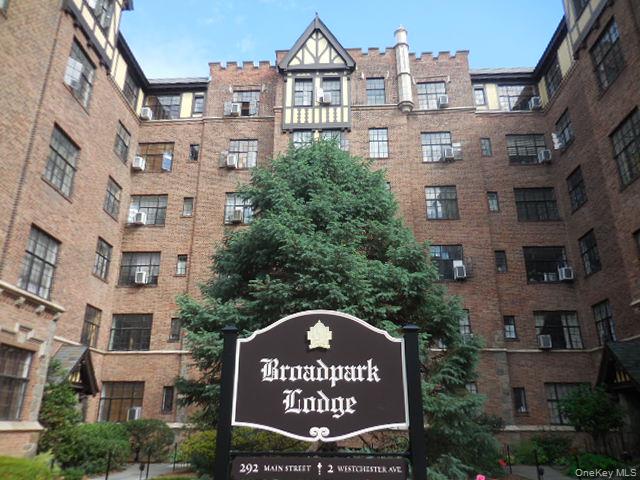 2 Westchester Avenue Unit 4N, White Plains NY 10601