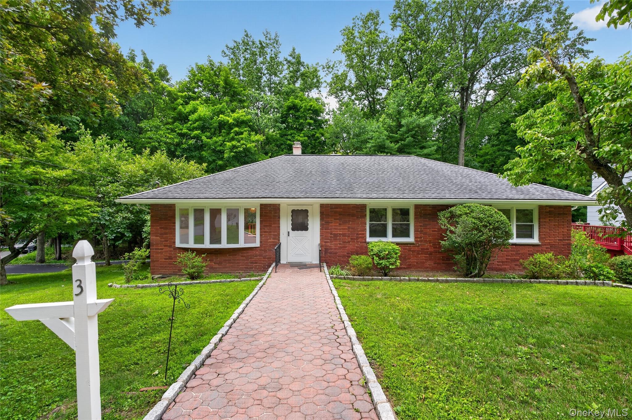 3 Greenwood Lane, White Plains NY 10607