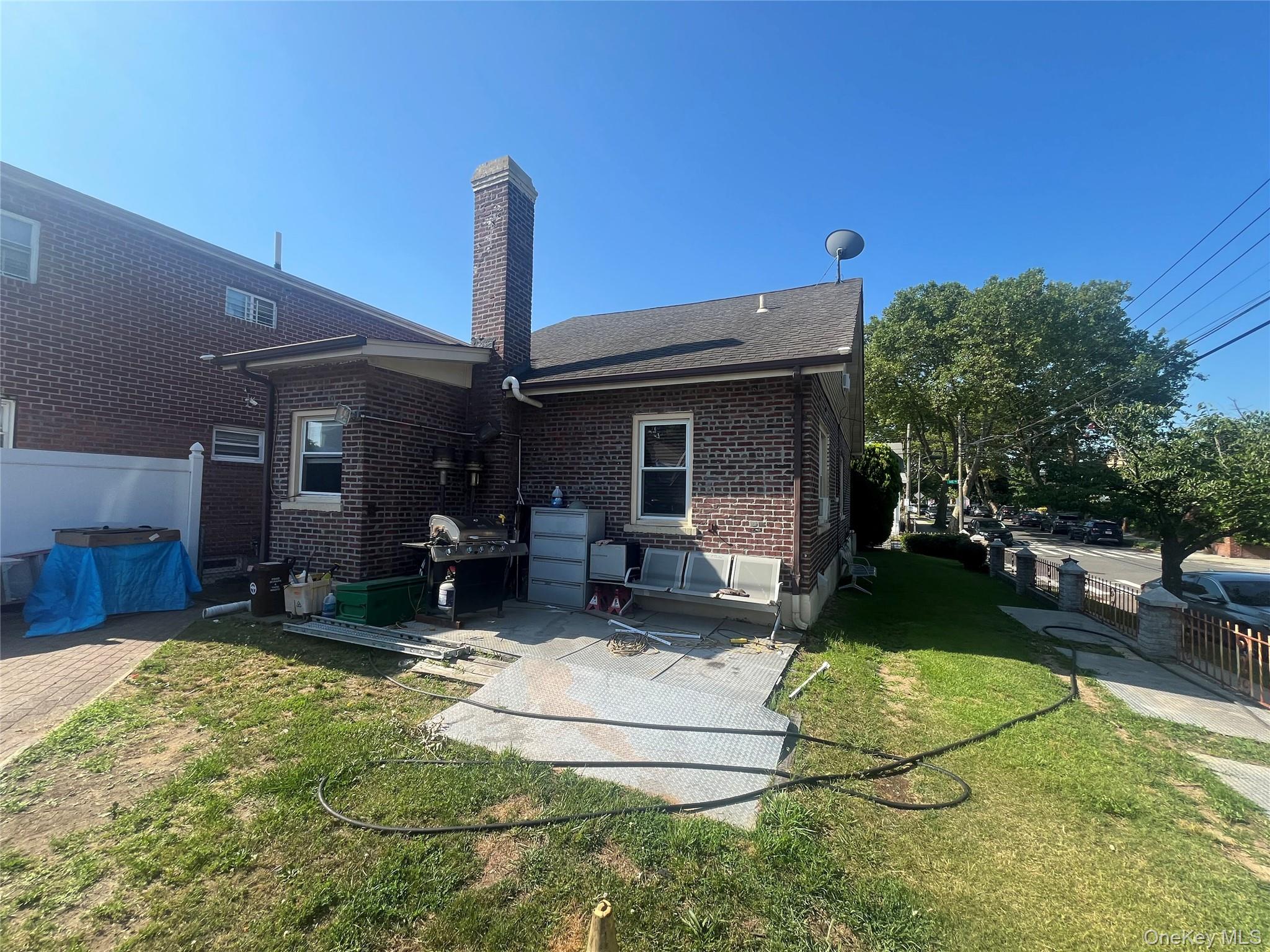 18103 145th Road, Springfield Gardens NY 11413