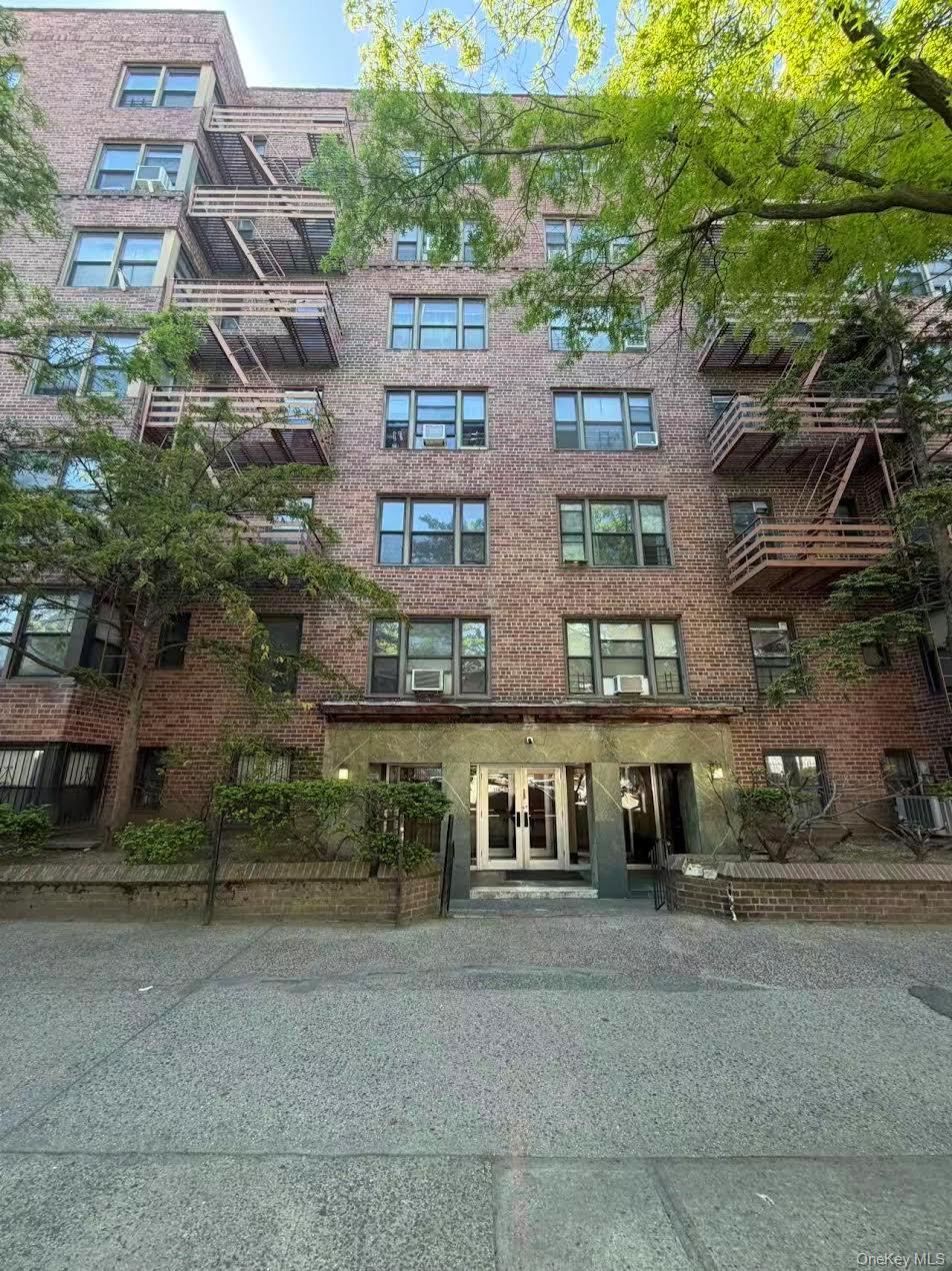 13630 Stanford Avenue Unit 1A, Flushing NY 11355