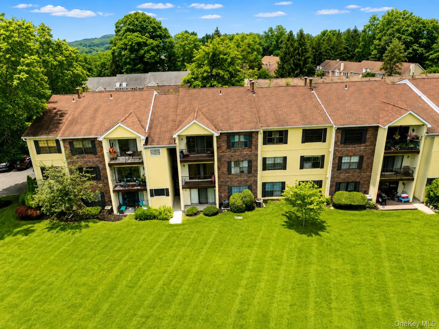 10 Edinburgh Drive Unit 10, Peekskill NY 10566
