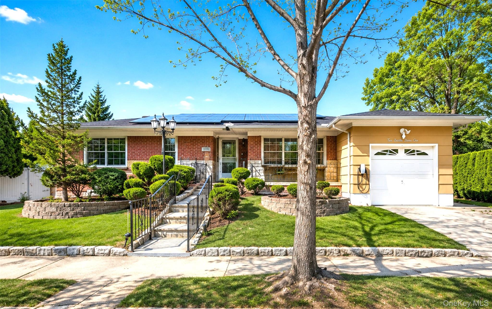 218-21 Stewart Road, Hollis Hills NY 11427