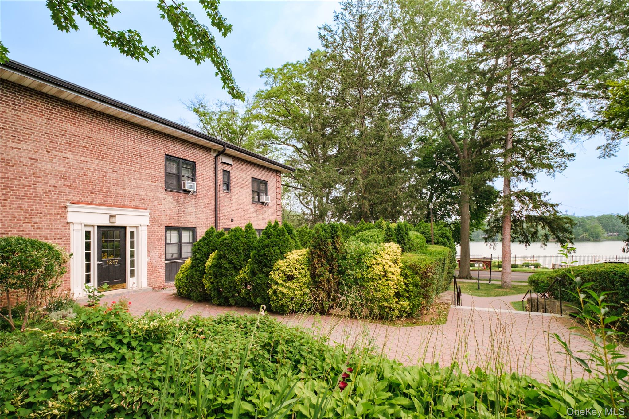 1217 California Road Unit A-23, Eastchester NY 10709