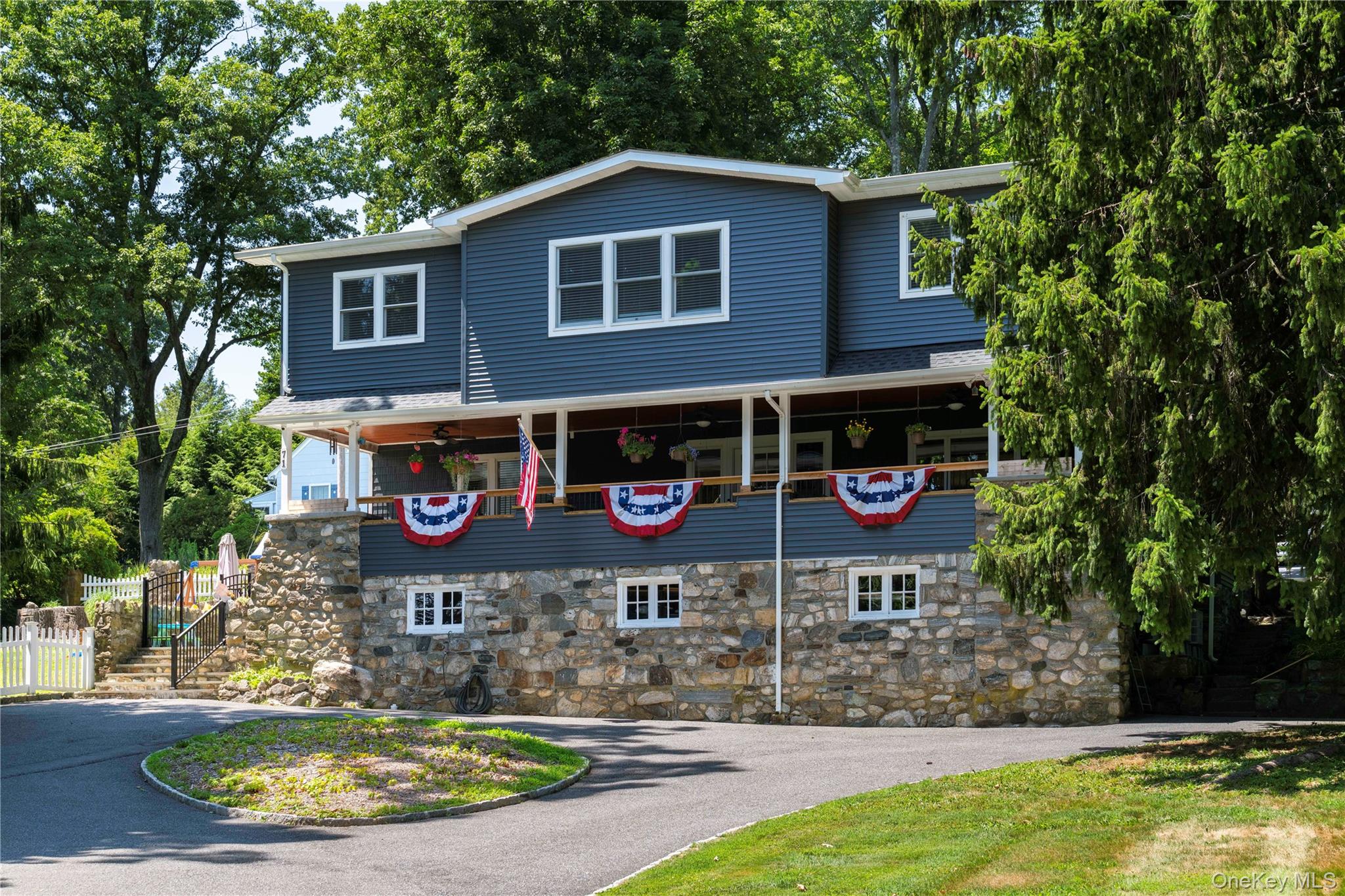 71 W Lake Boulevard, Mahopac NY 10541