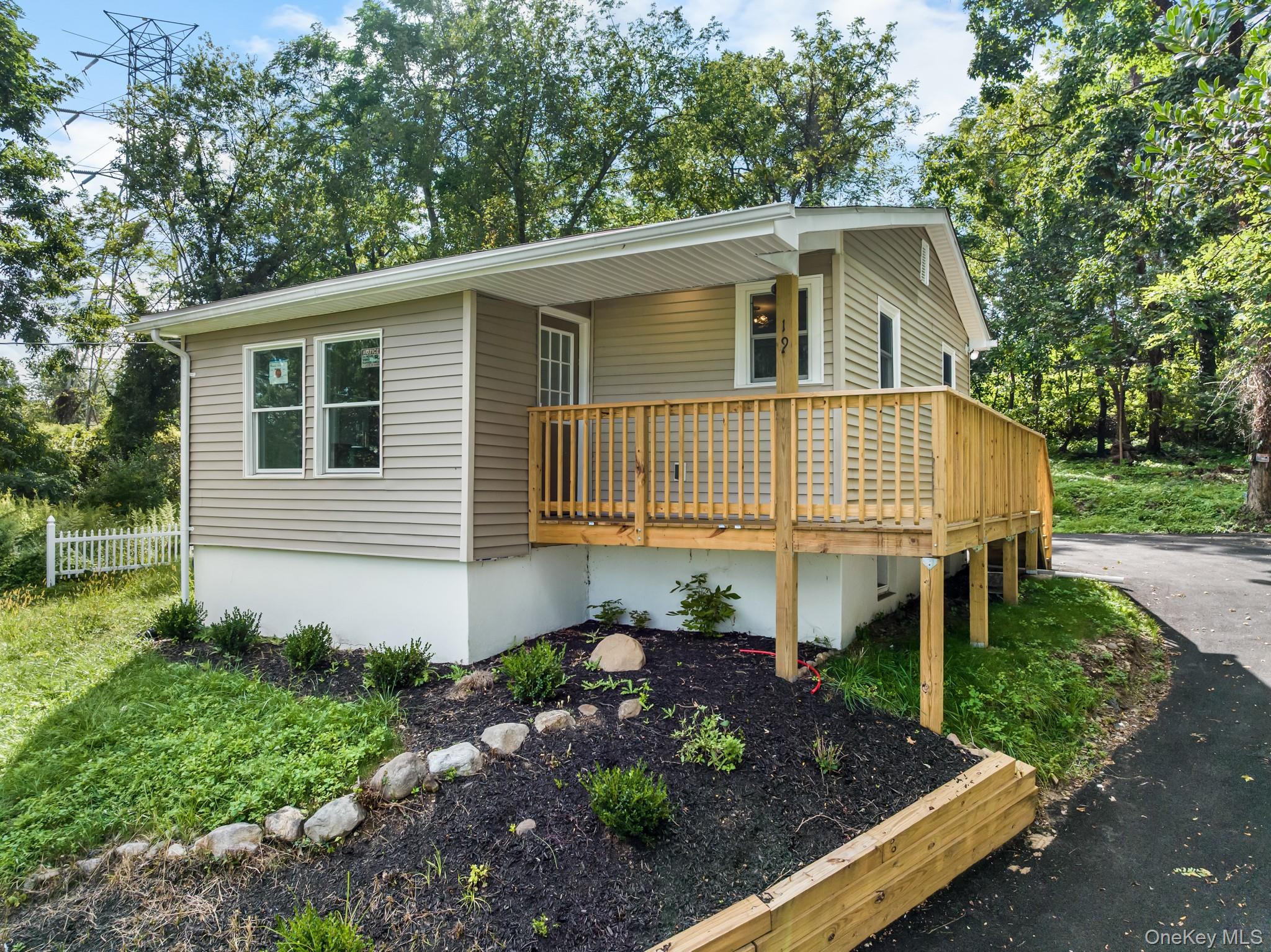 19 Dykes Park Road, Nanuet NY 10954