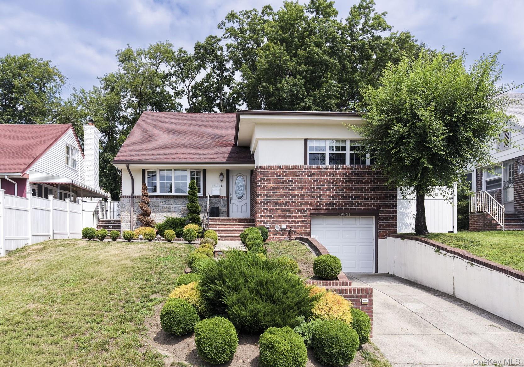 198-31 Pompeii Avenue, Holliswood NY 11423