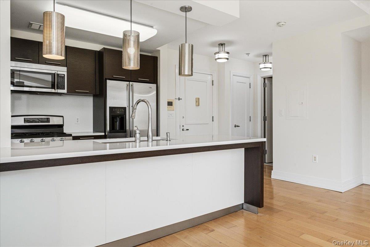 64-05 Yellowstone Boulevard Unit PH504, Forest Hills NY 11375
