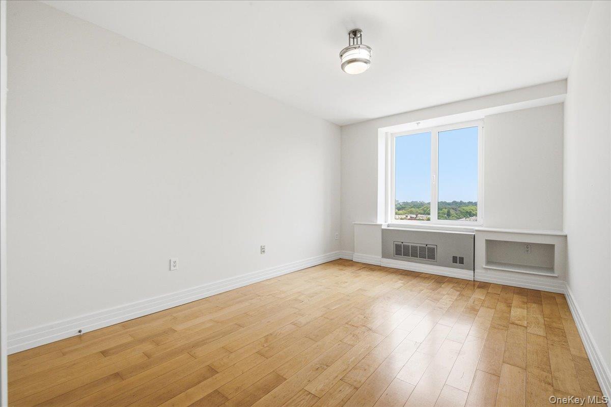 64-05 Yellowstone Boulevard Unit PH504, Forest Hills NY 11375