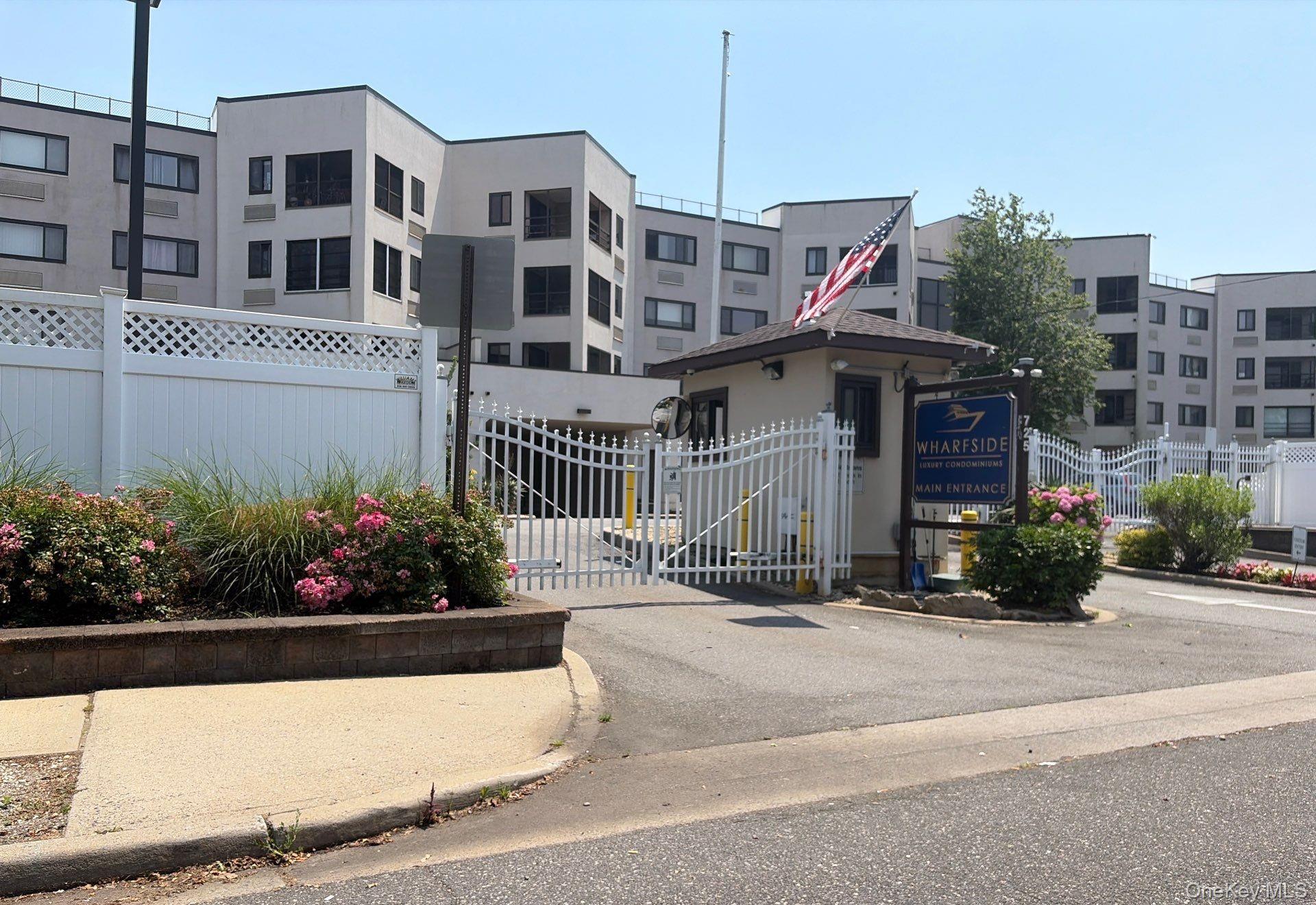 725 Miller Avenue Unit 238, Freeport NY 11520