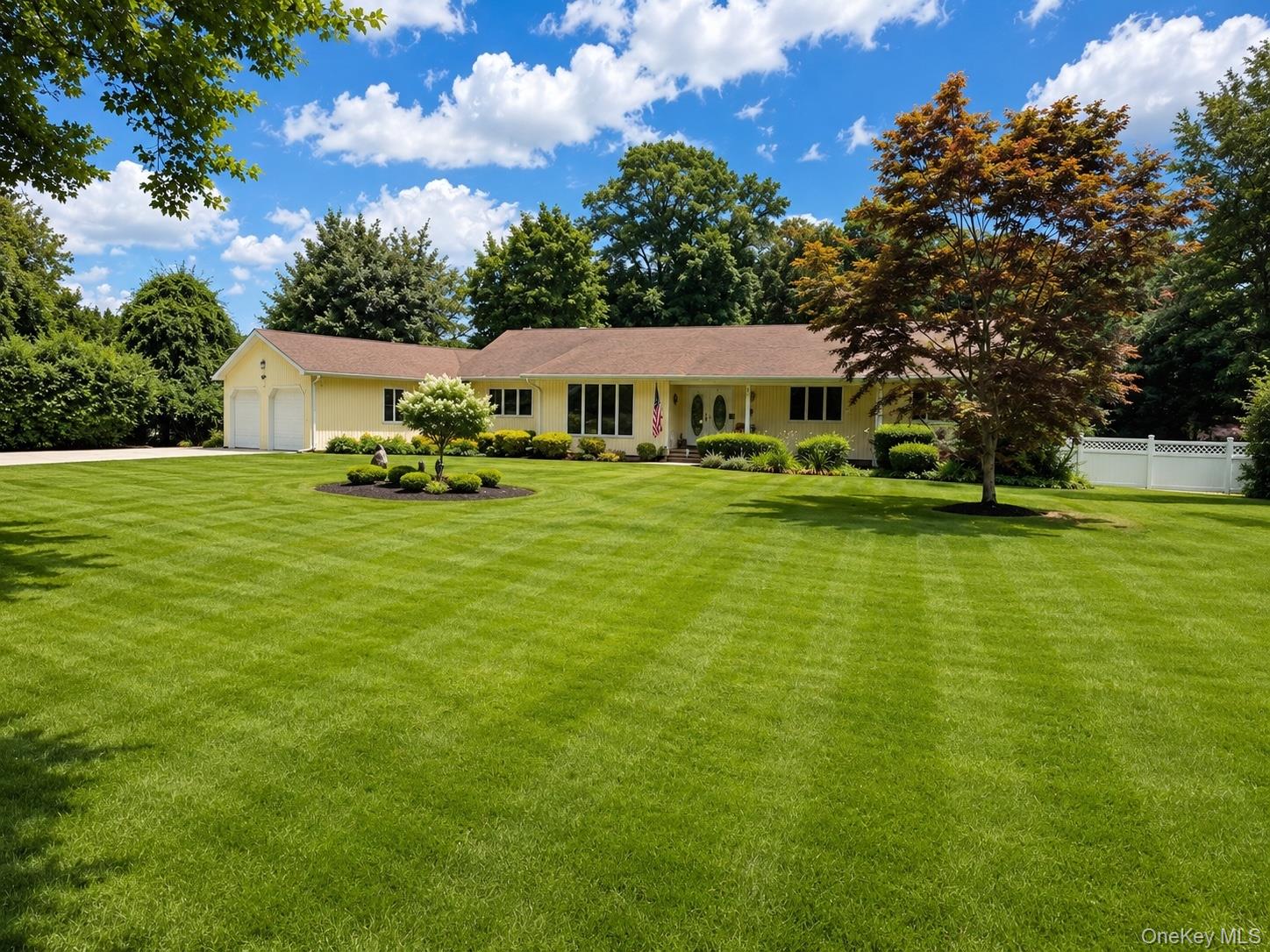 8 Penn Drive, Dix Hills NY 11746
