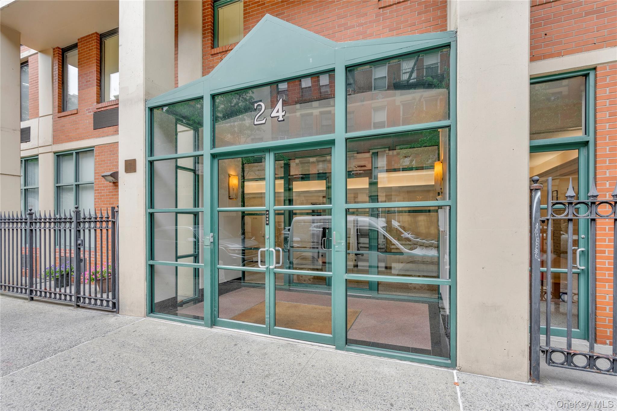 24 E 7th Street Unit 11B, Manhattan NY 10003