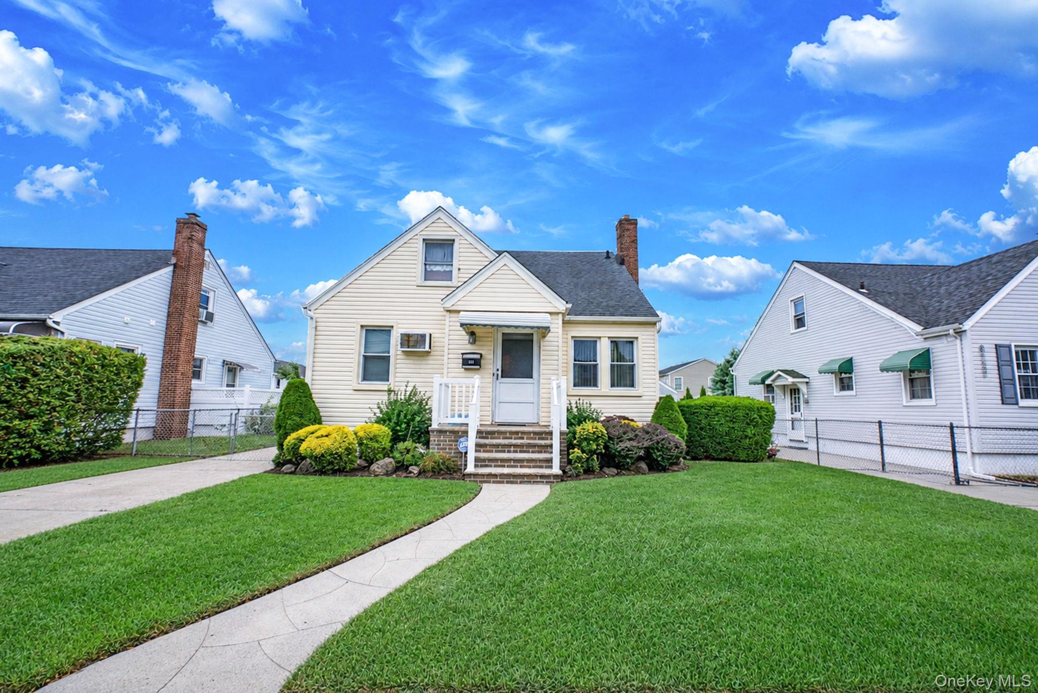 1111 Esther Street, Franklin Square NY 11010