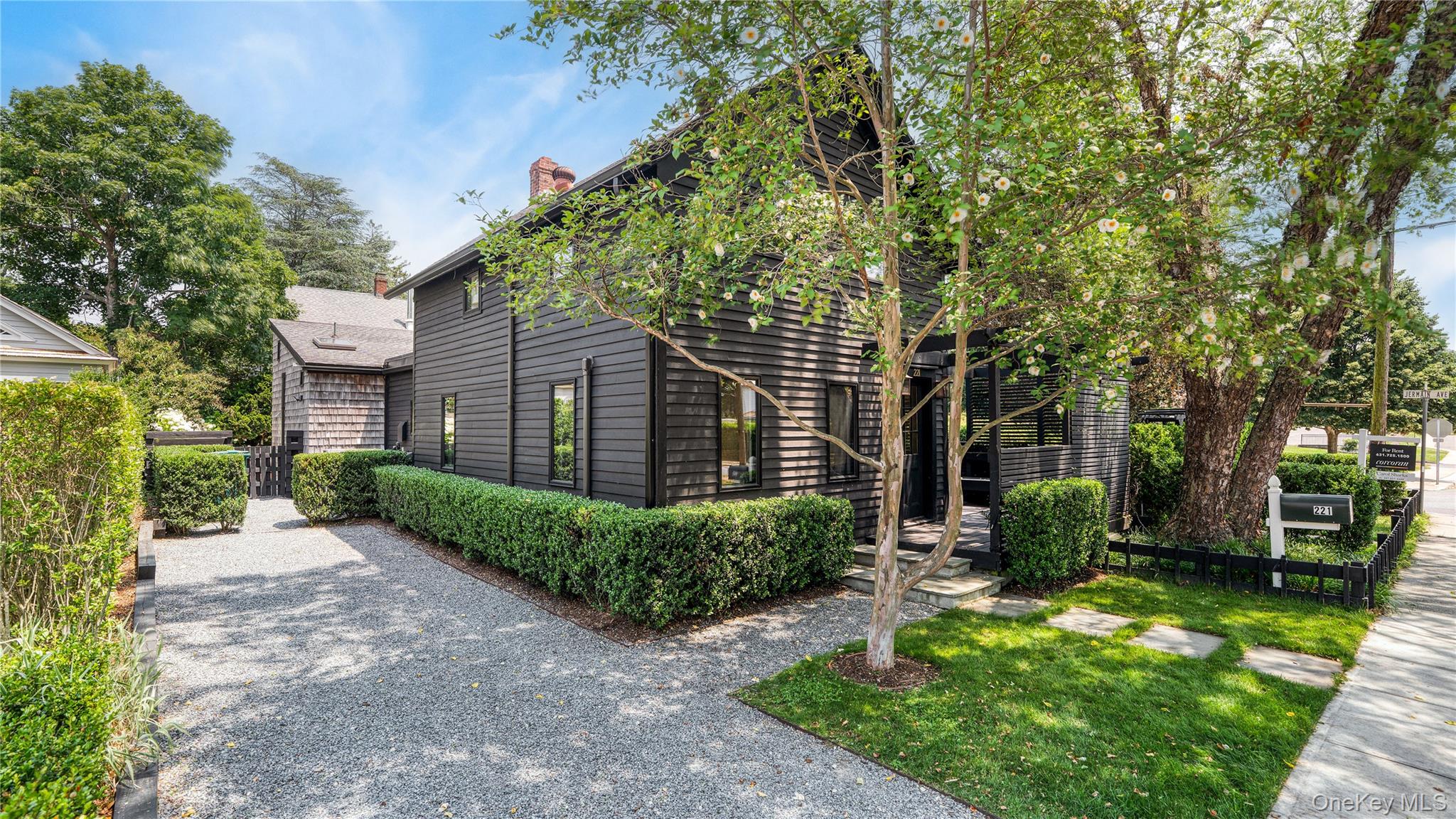 221 Division Street, Sag Harbor NY 11963