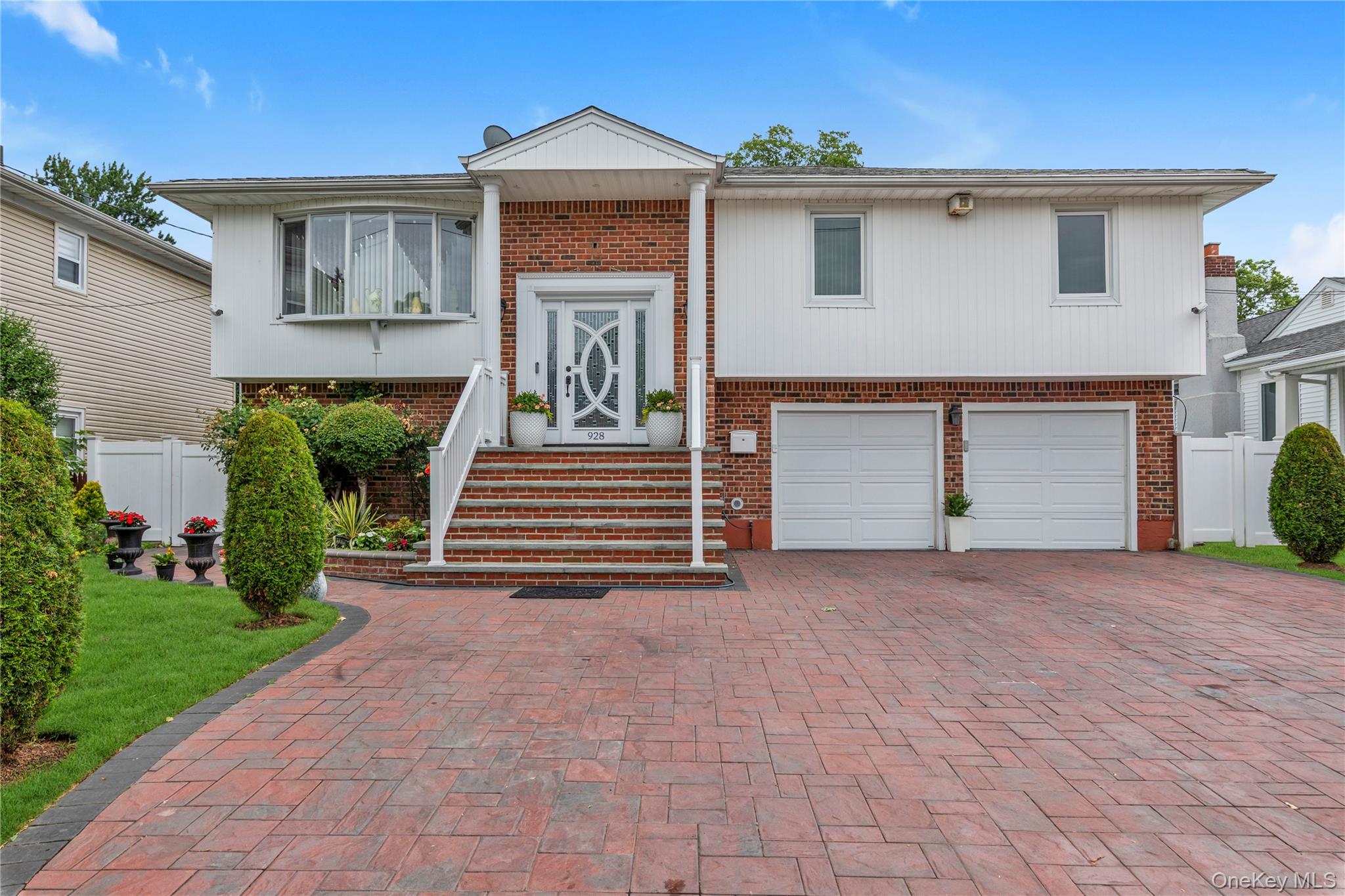 928 N Fletcher Avenue, Valley Stream NY 11580