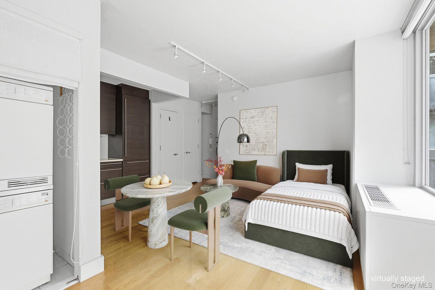 464 W 44TH Street Unit 3H, Manhattan NY 10036