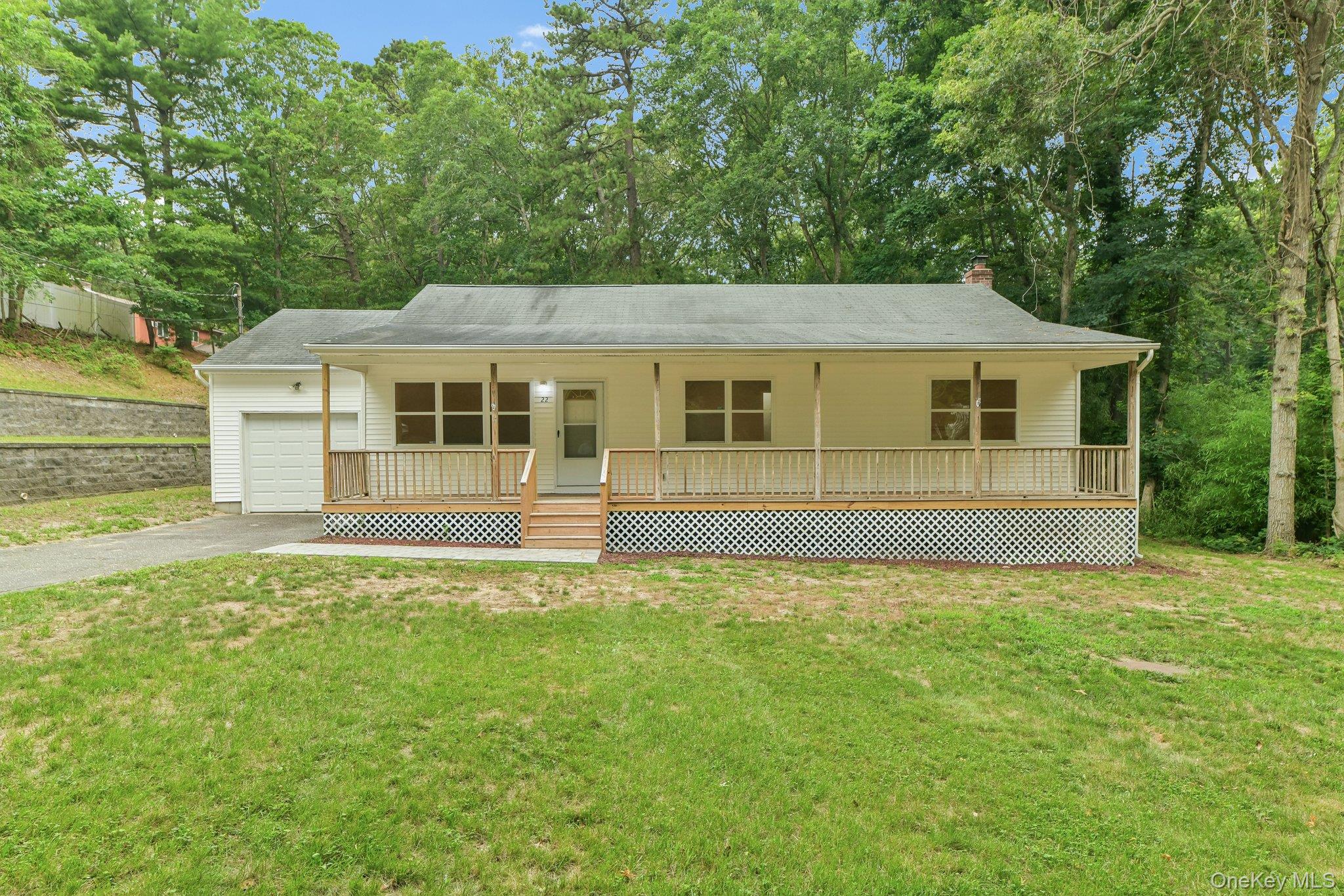 22 Red Maple Road, Ridge NY 11961