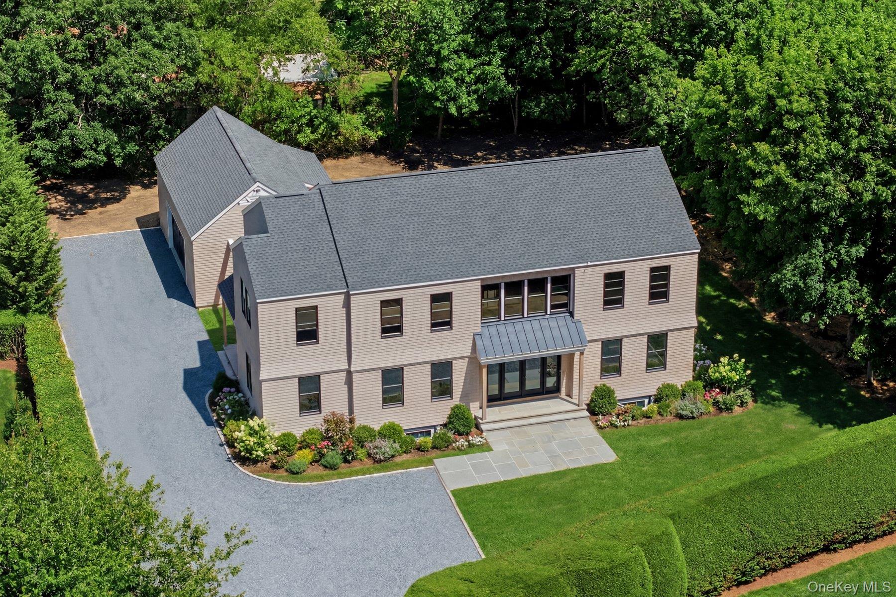 6 Lamb Avenue, Quogue NY 11959