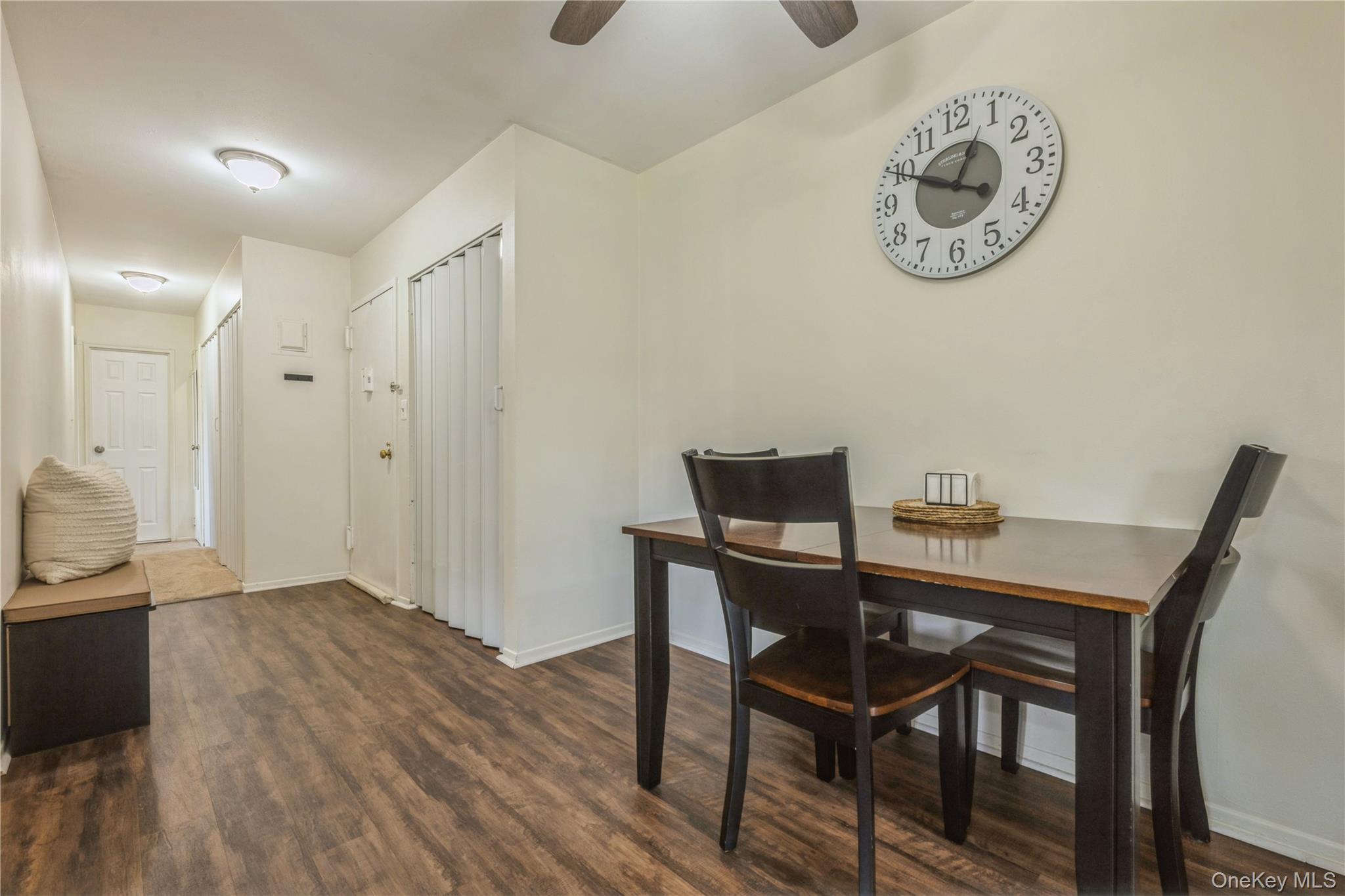 460 Old Town Road Unit 8J, Port Jefferson Station NY 11776