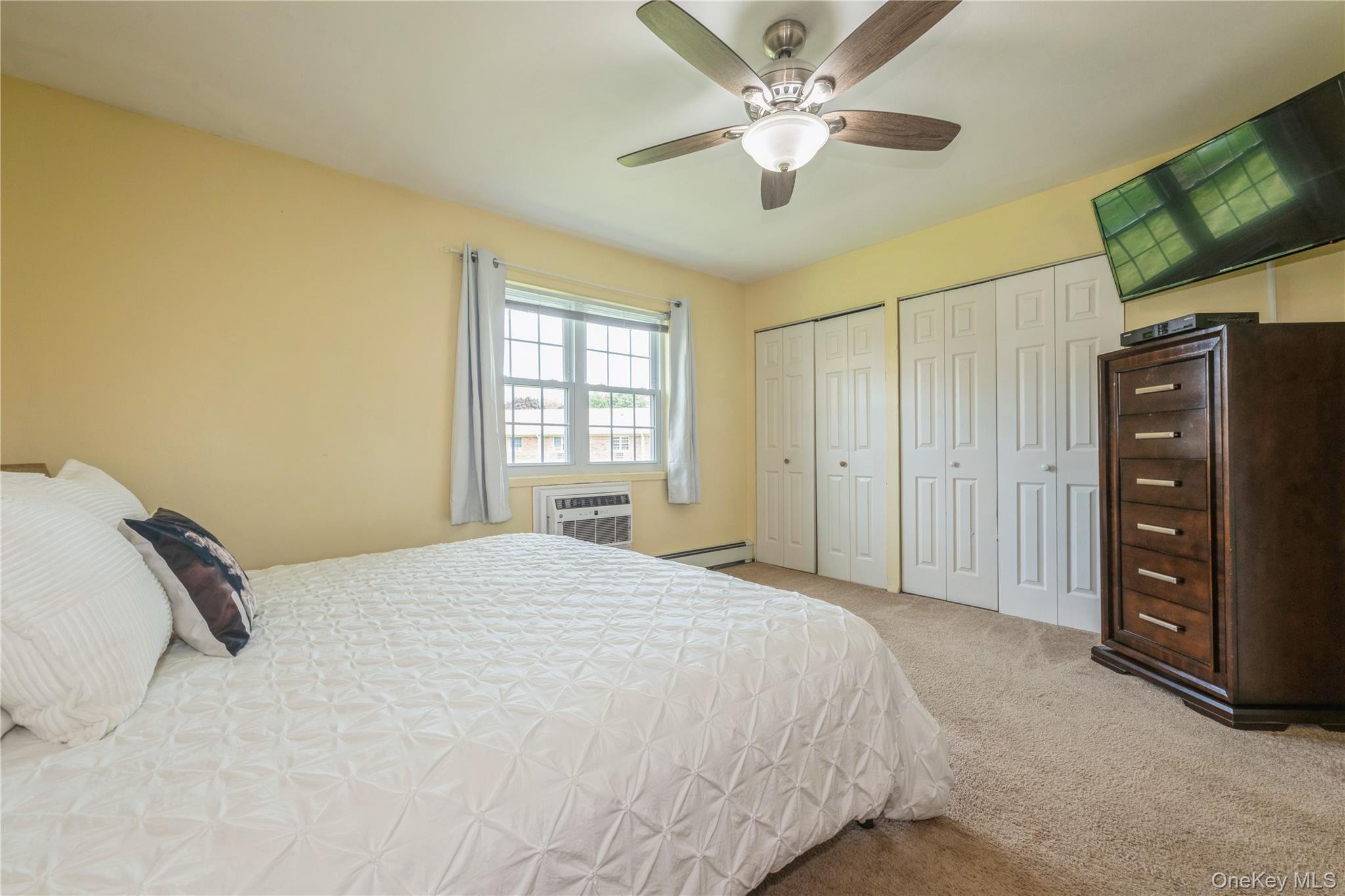 460 Old Town Road Unit 8J, Port Jefferson Station NY 11776