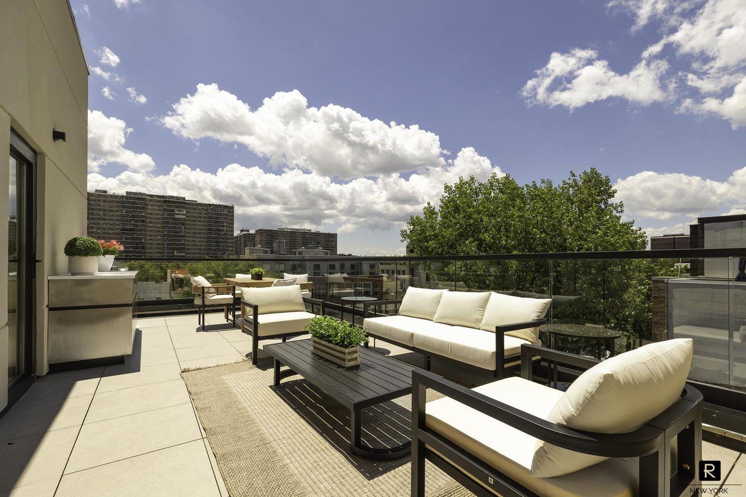 100 Scholes Street Unit 4-B, Brooklyn NY 11206