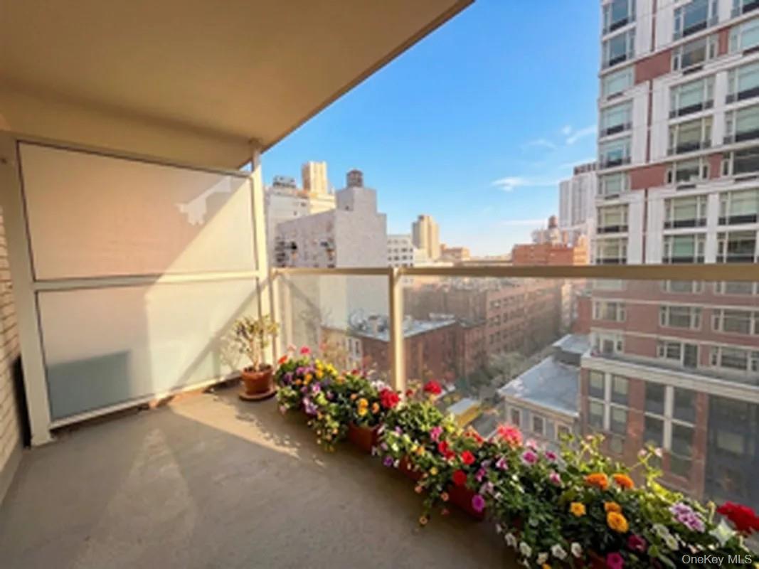 370 E 76th Street Unit B1102, Manhattan NY 10021