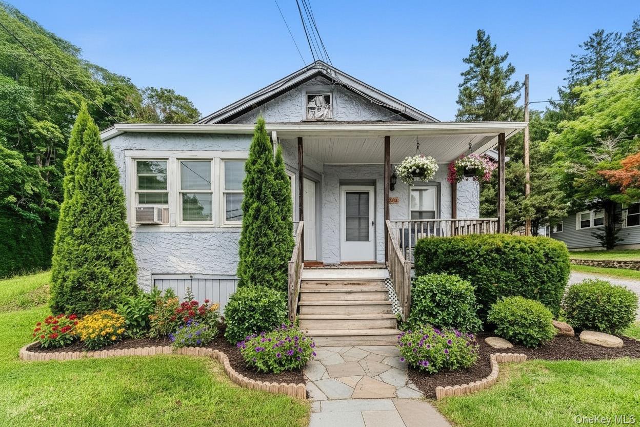 378 E Main Street, Jefferson Valley NY 10535