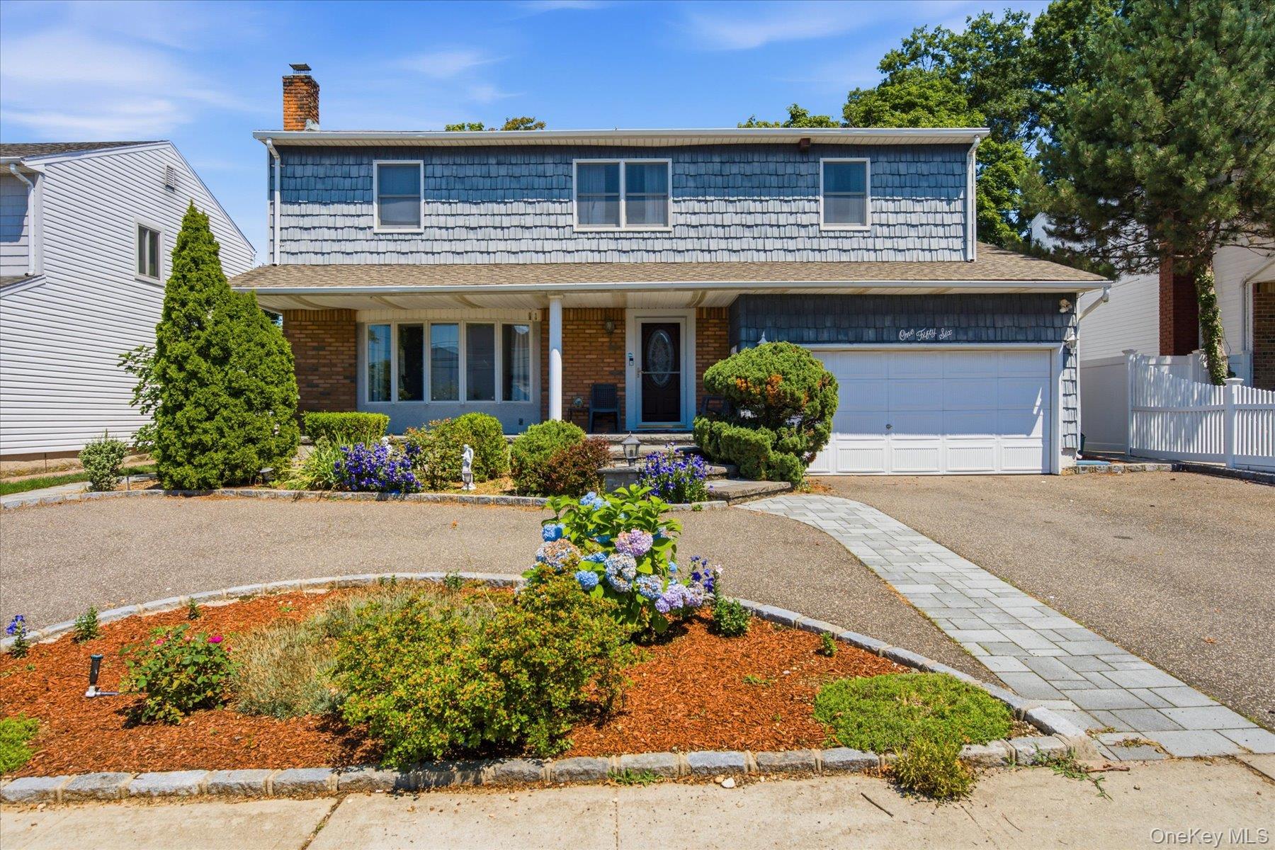 156 Lea Ann Terrace, Wantagh NY 11793