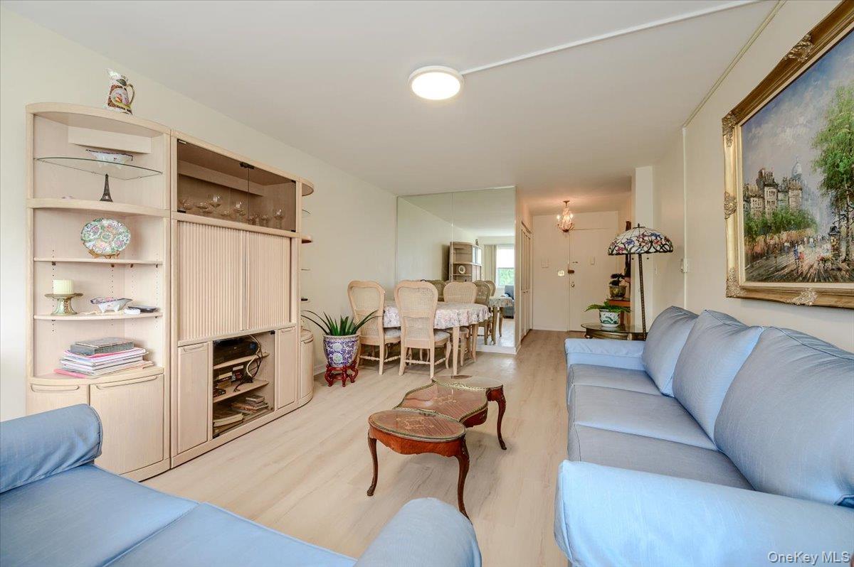 172-70 Highland Avenue Unit 9-L, Jamaica Estates NY 11432