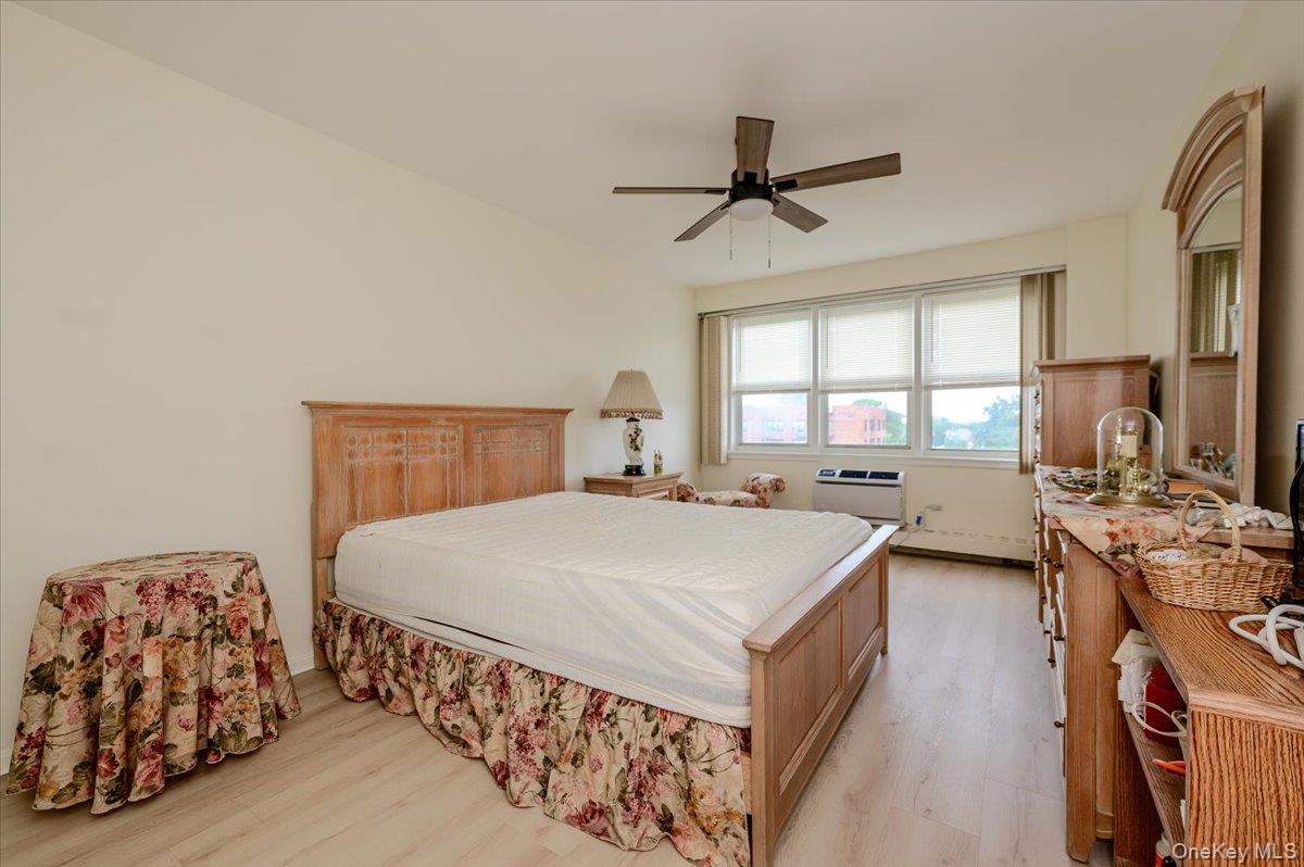 172-70 Highland Avenue Unit 9-L, Jamaica Estates NY 11432