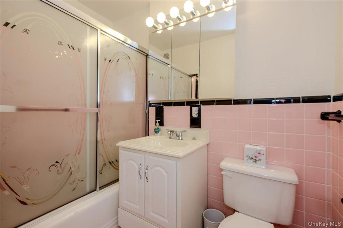 172-70 Highland Avenue Unit 9-L, Jamaica Estates NY 11432